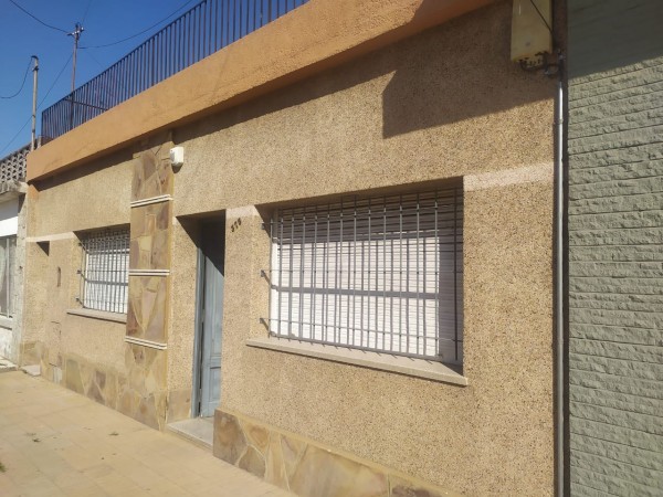 Foto Casa en Venta en Villa Constitucion, Santa Fe - U$D 90.000 - pix65929260 - BienesOnLine