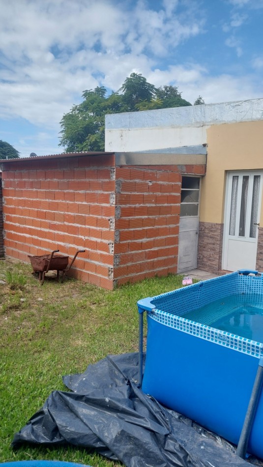 VENDO DOS CASAS EN Bo LUZURIAGA